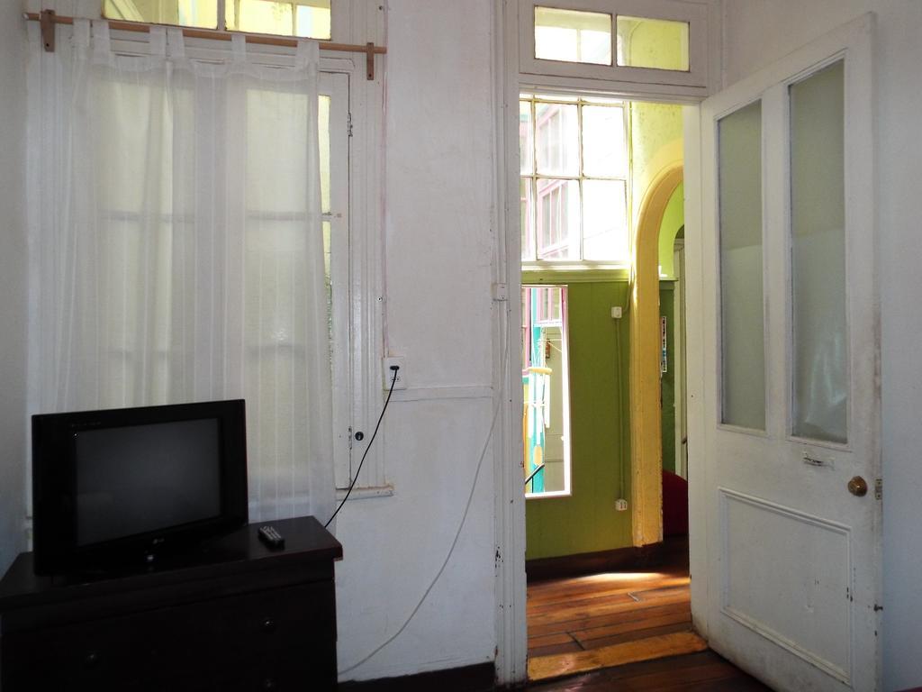 Hostal Casa Verde Limon บัลปาราอีโซ ห้อง รูปภาพ
