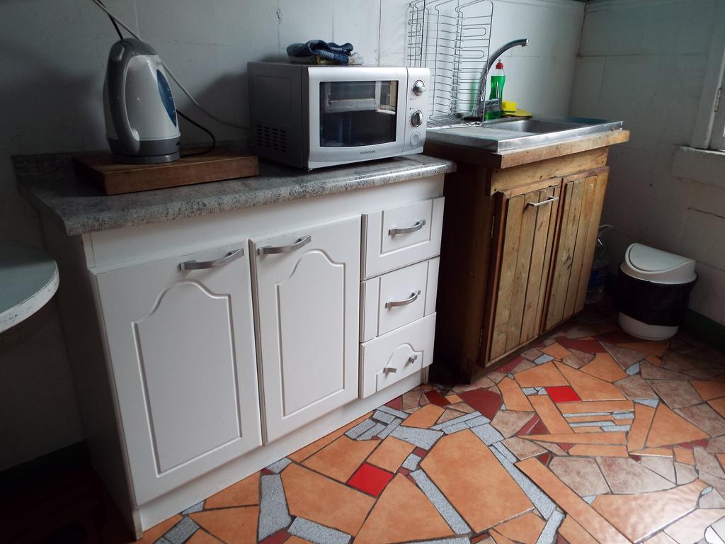 Hostal Casa Verde Limon บัลปาราอีโซ ห้อง รูปภาพ