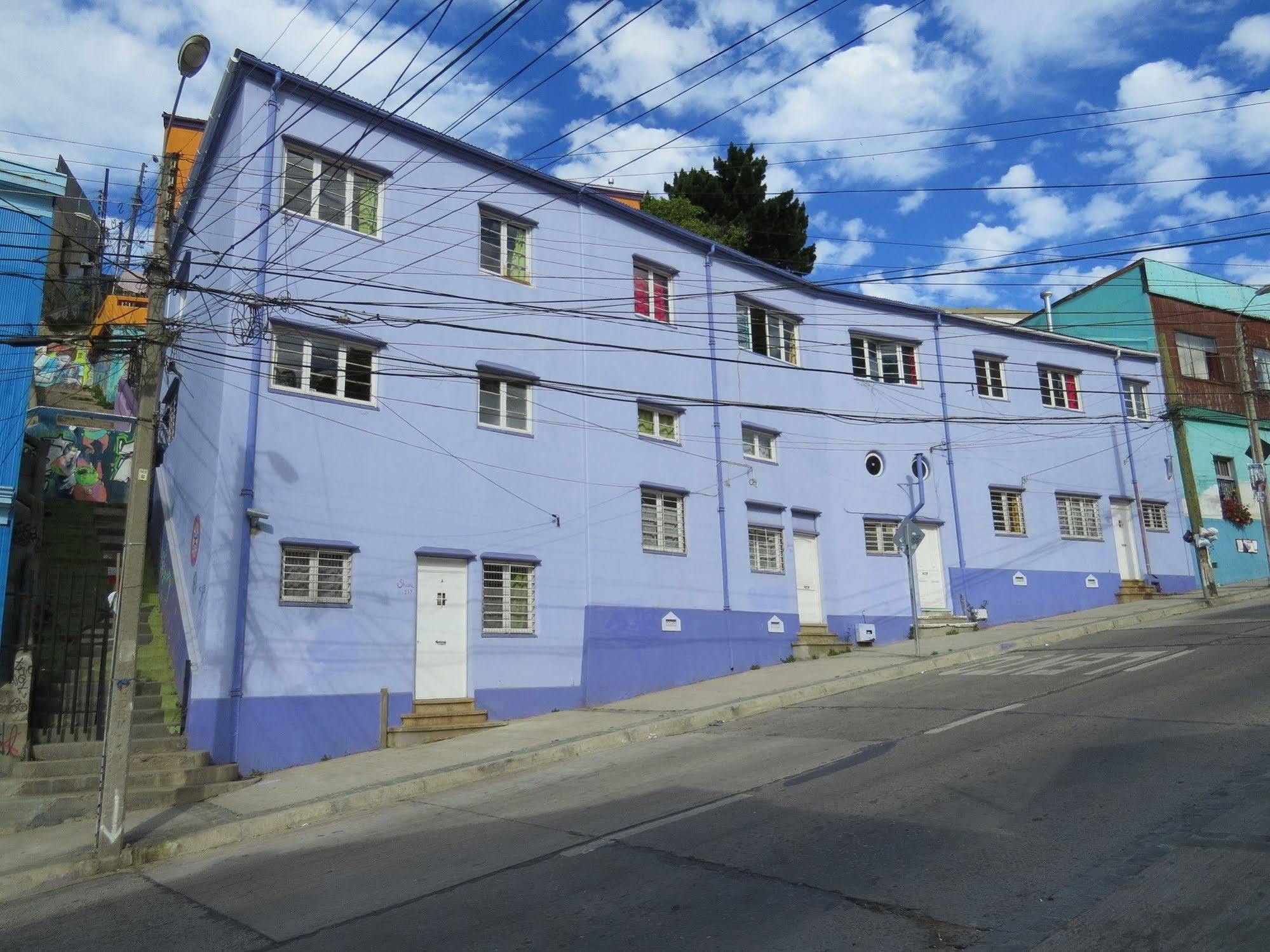 Hostal Casa Verde Limon บัลปาราอีโซ ภายนอก รูปภาพ